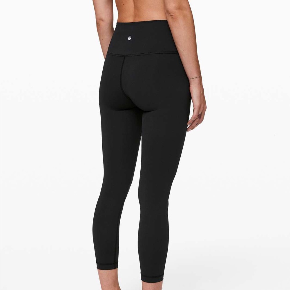 Lululemon Black Wunder Under Leggings